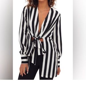 PRETTY LITTLE THING stripe/tie up blouse